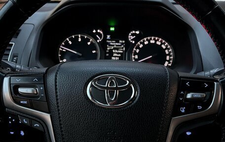 Toyota Land Cruiser Prado 150 рестайлинг 2, 2019 год, 5 550 000 рублей, 13 фотография