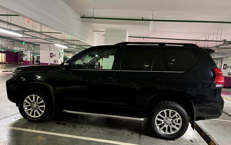 Toyota Land Cruiser Prado 150 рестайлинг 2, 2019 год, 5 550 000 рублей, 8 фотография