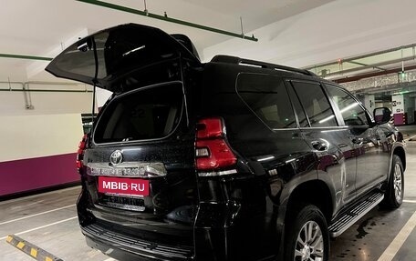 Toyota Land Cruiser Prado 150 рестайлинг 2, 2019 год, 5 550 000 рублей, 10 фотография