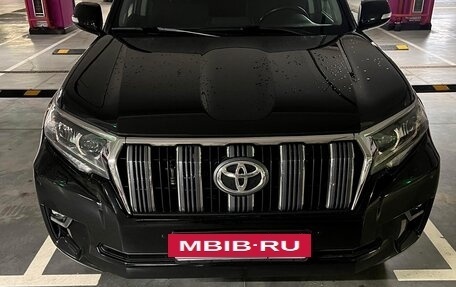 Toyota Land Cruiser Prado 150 рестайлинг 2, 2019 год, 5 550 000 рублей, 3 фотография