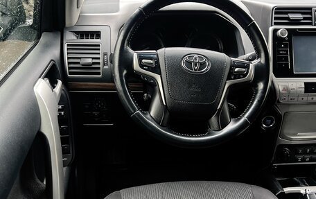 Toyota Land Cruiser Prado 150 рестайлинг 2, 2019 год, 5 550 000 рублей, 18 фотография