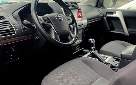 Toyota Land Cruiser Prado 150 рестайлинг 2, 2019 год, 5 550 000 рублей, 24 фотография