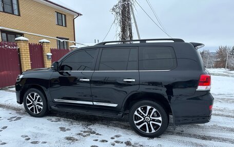 Toyota Land Cruiser 200, 2016 год, 4 350 000 рублей, 13 фотография