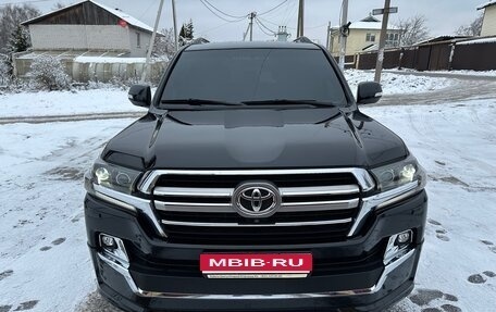 Toyota Land Cruiser 200, 2016 год, 4 350 000 рублей, 9 фотография