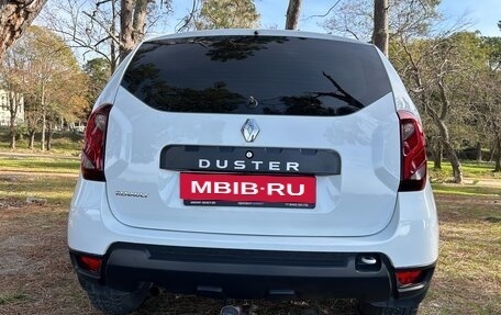Renault Duster I рестайлинг, 2017 год, 999 999 рублей, 4 фотография