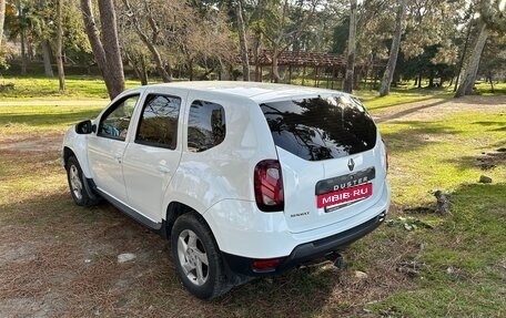 Renault Duster I рестайлинг, 2017 год, 999 999 рублей, 3 фотография