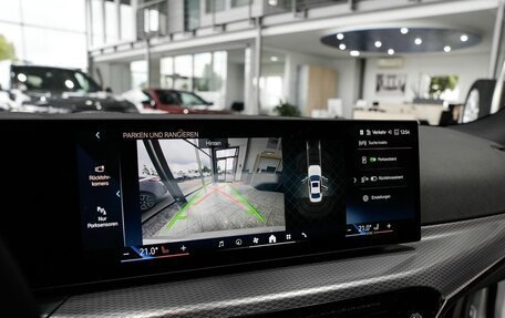 BMW 3 серия, 2025 год, 5 600 000 рублей, 21 фотография