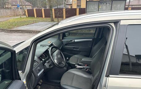 Opel Zafira B, 2007 год, 570 000 рублей, 7 фотография