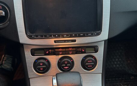 Volkswagen Passat B6, 2006 год, 590 000 рублей, 14 фотография