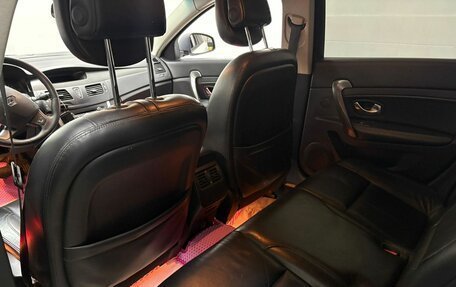 Renault Latitude I, 2010 год, 790 000 рублей, 8 фотография