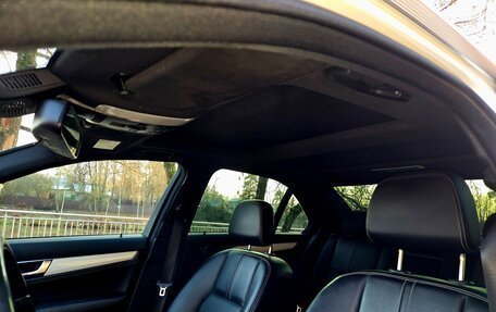 Mercedes-Benz C-Класс, 2012 год, 1 970 000 рублей, 24 фотография