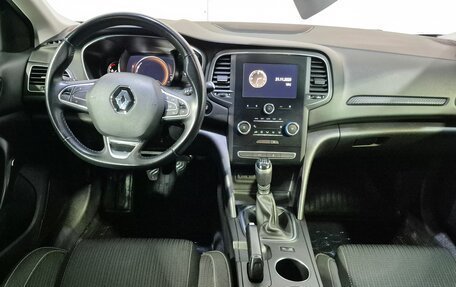 Renault Megane IV, 2018 год, 1 494 000 рублей, 10 фотография