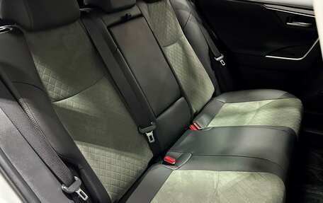 Toyota RAV4, 2025 год, 4 070 000 рублей, 15 фотография