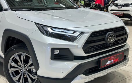 Toyota RAV4, 2025 год, 4 070 000 рублей, 10 фотография