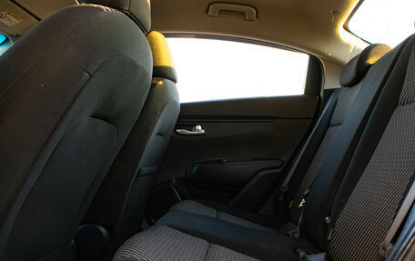 KIA Rio IV, 2019 год, 1 379 000 рублей, 10 фотография