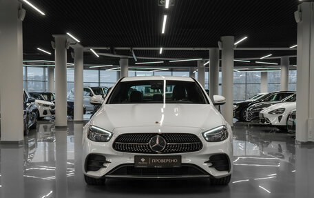 Mercedes-Benz E-Класс, 2021 год, 4 900 000 рублей, 3 фотография