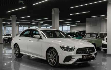 Mercedes-Benz E-Класс, 2021 год, 4 900 000 рублей, 2 фотография