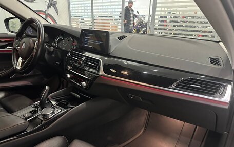 BMW 5 серия, 2018 год, 4 145 000 рублей, 15 фотография