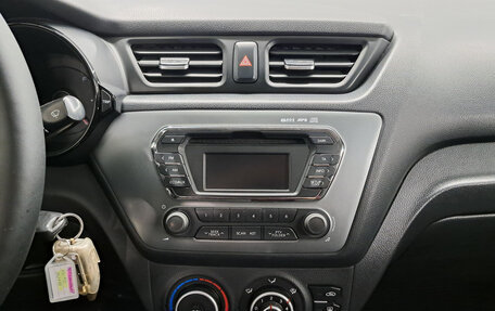 KIA Rio III рестайлинг, 2014 год, 862 000 рублей, 18 фотография