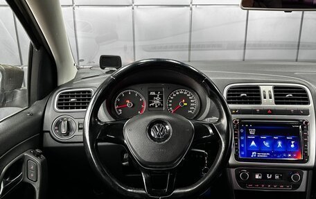 Volkswagen Polo VI (EU Market), 2017 год, 999 000 рублей, 18 фотография