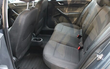 Skoda Rapid I, 2015 год, 1 045 000 рублей, 13 фотография