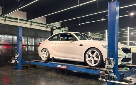 BMW 2 серия F22, 2015 год, 3 200 000 рублей, 10 фотография