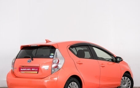 Toyota Aqua I, 2013 год, 889 000 рублей, 7 фотография