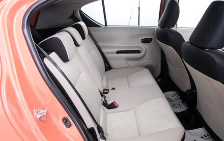 Toyota Aqua I, 2013 год, 889 000 рублей, 21 фотография