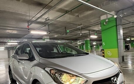 Hyundai i30 II рестайлинг, 2013 год, 890 000 рублей, 4 фотография