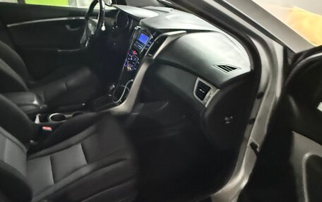 Hyundai i30 II рестайлинг, 2013 год, 890 000 рублей, 11 фотография