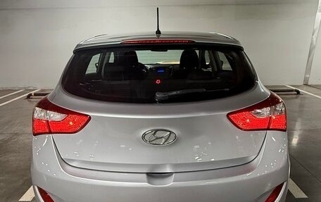 Hyundai i30 II рестайлинг, 2013 год, 890 000 рублей, 10 фотография
