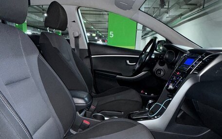 Hyundai i30 II рестайлинг, 2013 год, 890 000 рублей, 16 фотография