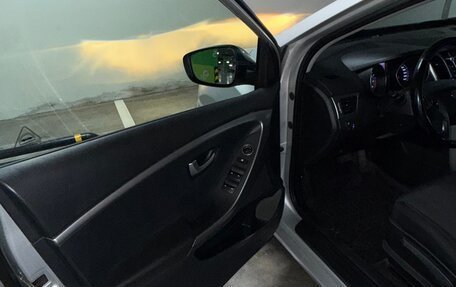 Hyundai i30 II рестайлинг, 2013 год, 890 000 рублей, 25 фотография