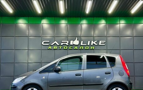 Mitsubishi Colt VI рестайлинг, 2004 год, 319 000 рублей, 3 фотография