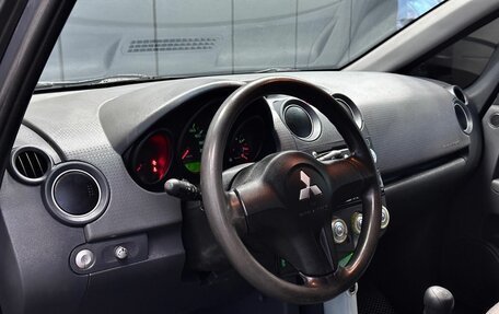 Mitsubishi Colt VI рестайлинг, 2004 год, 319 000 рублей, 13 фотография