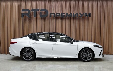 Toyota Camry, 2025 год, 4 500 000 рублей, 7 фотография