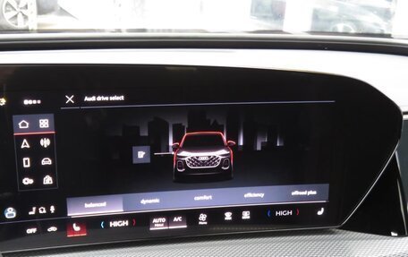 Audi Q5, 2025 год, 8 070 000 рублей, 11 фотография