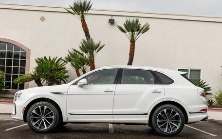 Bentley Bentayga I, 2025 год, 29 940 548 рублей, 4 фотография