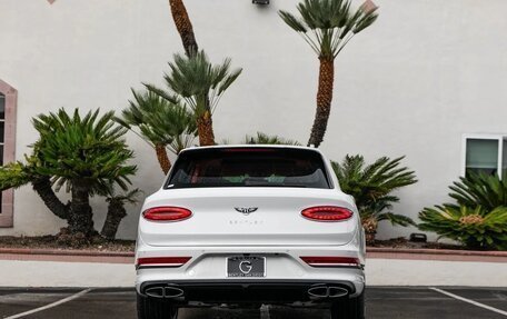 Bentley Bentayga I, 2025 год, 29 940 548 рублей, 6 фотография