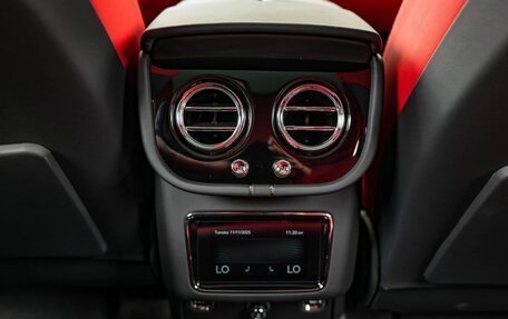 Bentley Bentayga I, 2025 год, 29 940 548 рублей, 26 фотография