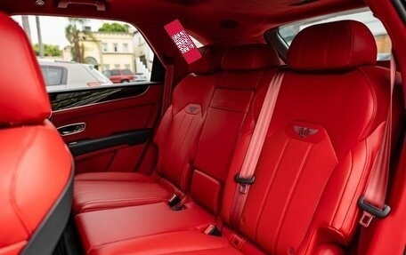 Bentley Bentayga I, 2025 год, 29 940 548 рублей, 25 фотография