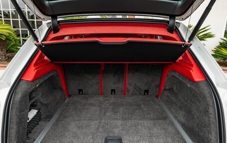 Bentley Bentayga I, 2025 год, 29 940 548 рублей, 30 фотография