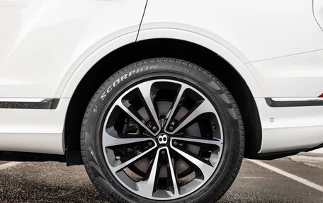 Bentley Bentayga I, 2025 год, 29 940 548 рублей, 34 фотография