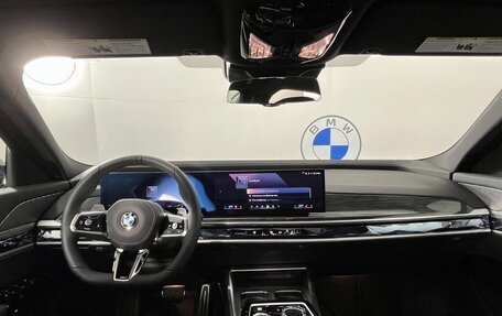 BMW 7 серия, 2025 год, 19 474 844 рублей, 10 фотография