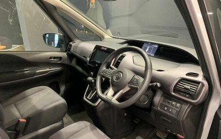 Nissan Serena IV, 2017 год, 1 825 000 рублей, 8 фотография
