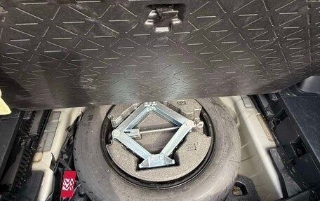 Toyota RAV4, 2021 год, 4 300 000 рублей, 8 фотография