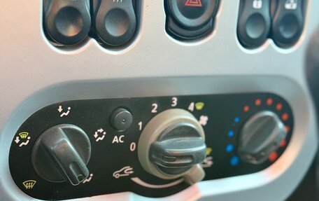 Renault Logan I, 2011 год, 499 990 рублей, 17 фотография