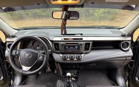 Toyota RAV4, 2013 год, 1 900 000 рублей, 8 фотография