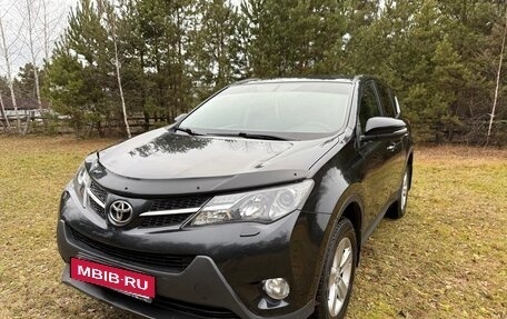 Toyota RAV4, 2013 год, 1 900 000 рублей, 3 фотография
