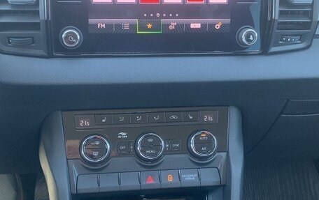 Skoda Karoq I, 2021 год, 2 180 000 рублей, 9 фотография